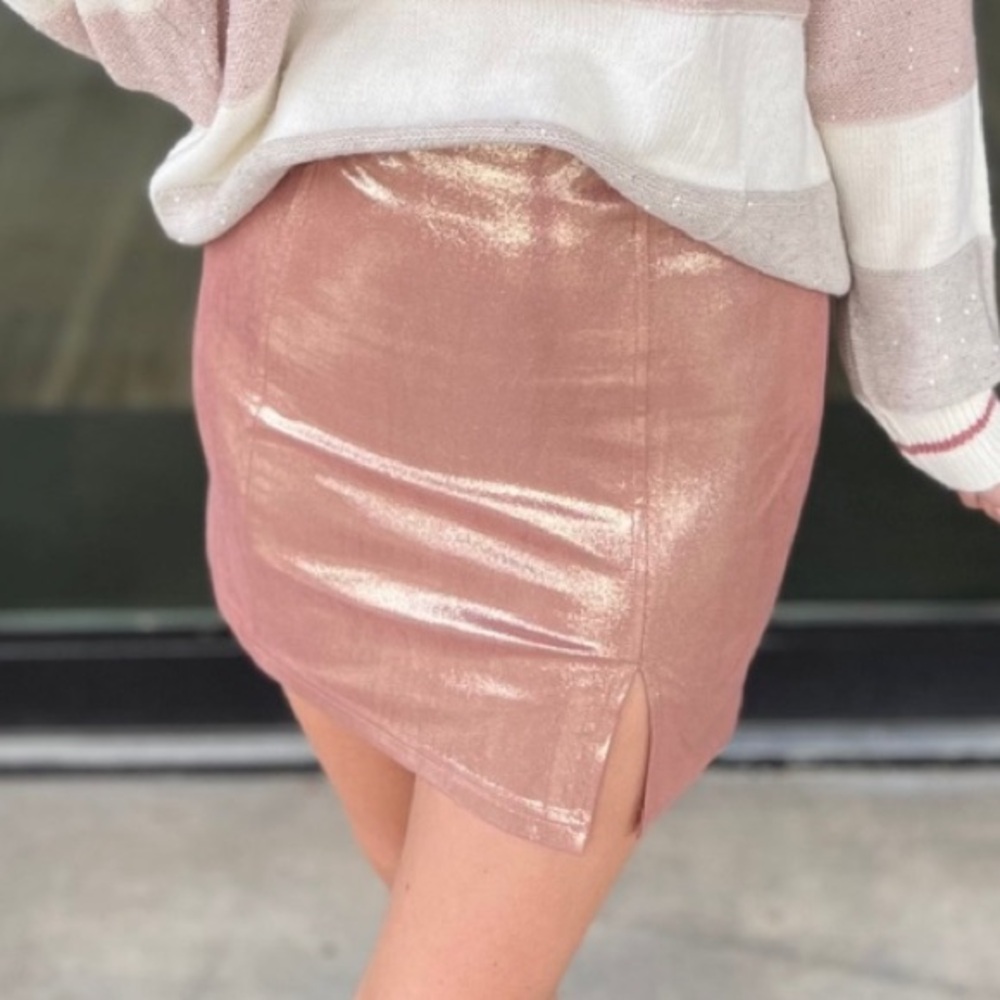 NWT Main Strip Pink Sparkle Skirt